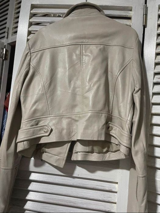 Casaco de Pele Branco Sujo