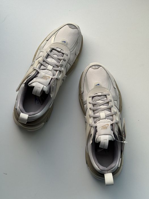 Оригинал 100 % / Кроссовки Nike V2K Run Gore-tex , Eur37.5