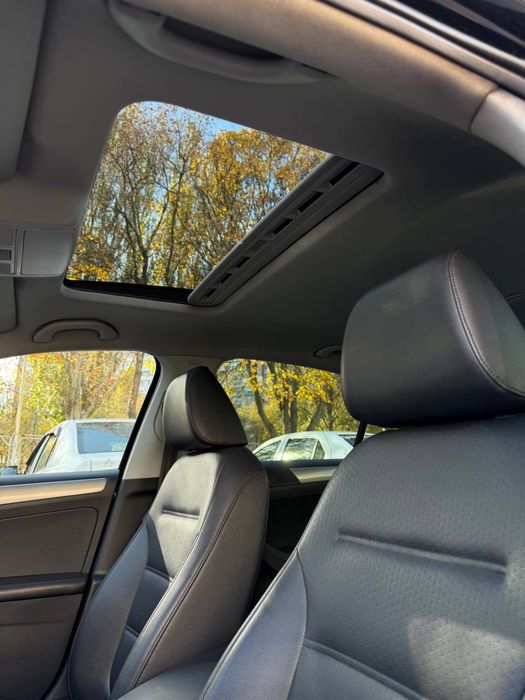 Volkswagen Jetta SE 2014