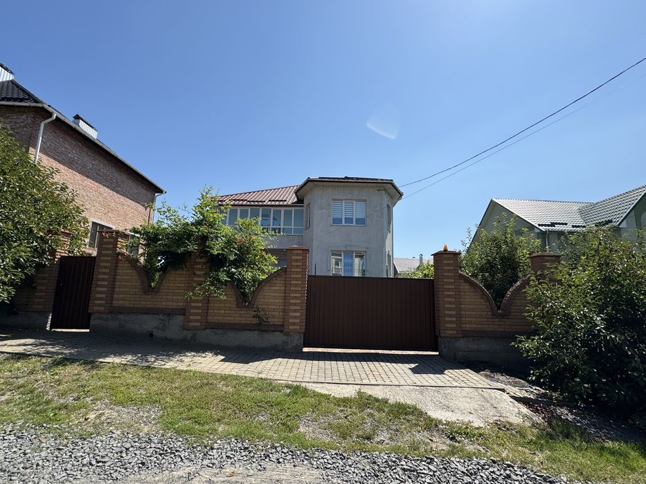 Продам будинок з ремонтом , мкрн. Дивокрай