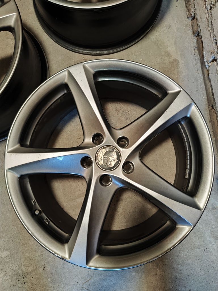 Sprzedam 4 felgi aluminiowe 18 cali 5x108. Ford Volvo. Warszawa