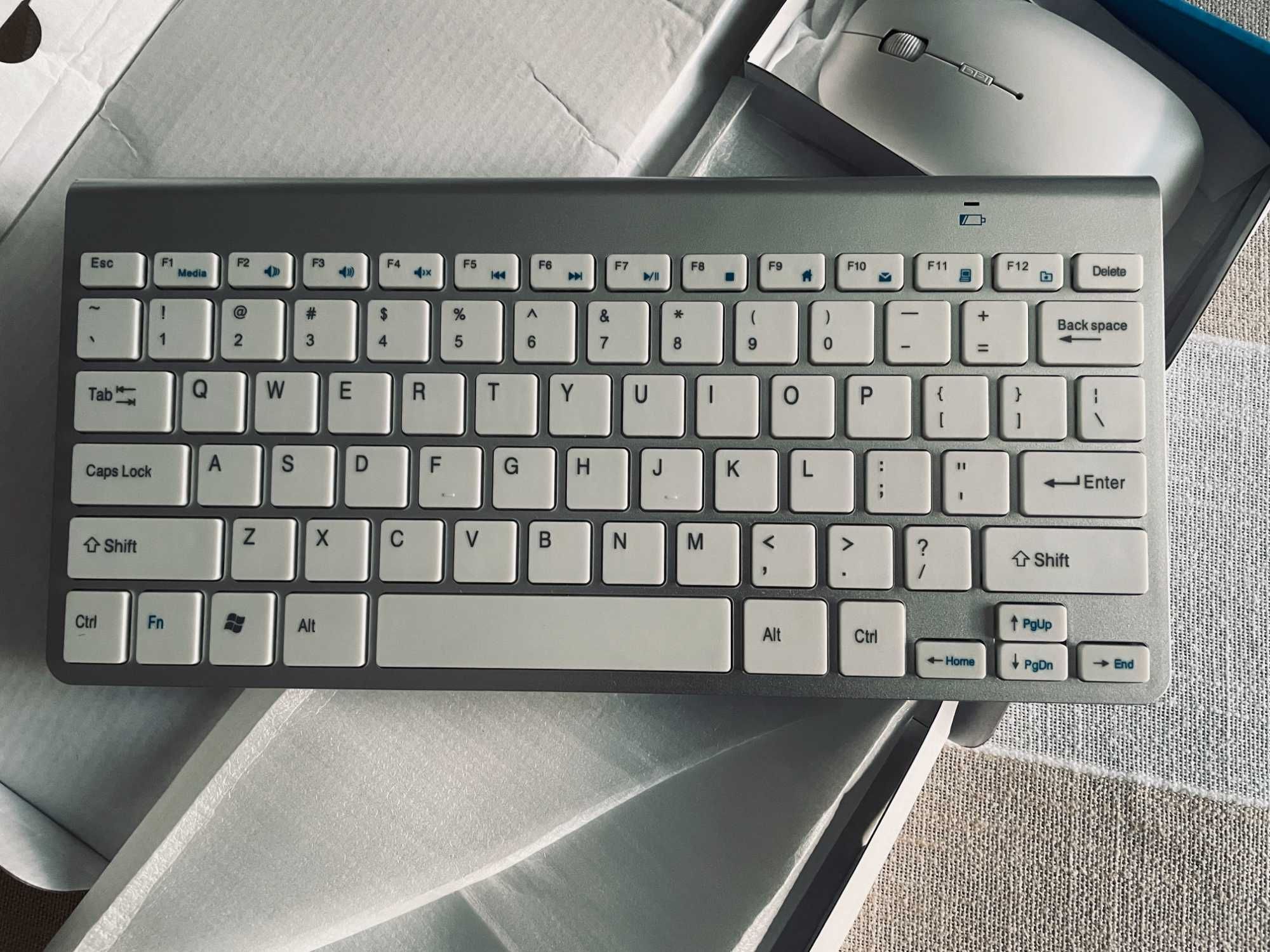 Teclado Ultra-fino sem fio e mouse para Apple