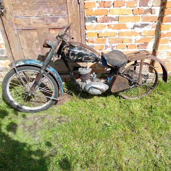 Продам під реставрацію ретро мотоцикл «Ковровец» К-125 М