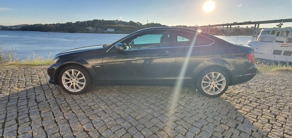 Mercedes benz C220 CDI Coupe BE Nacional