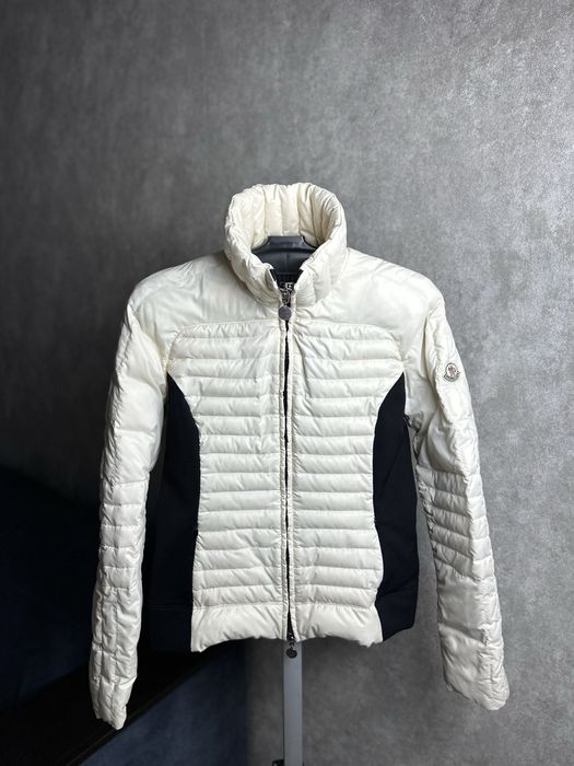 S-M(size) Жіночий пуховик Moncler