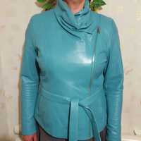 Кожаная женская куртка 48-50 размер