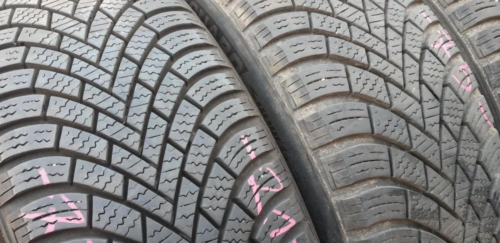 Opony Zimowe 185÷60÷15÷.NEXEN.7,5 mm.Rok 2021.Cena 600 zł kpl-4 sztuki