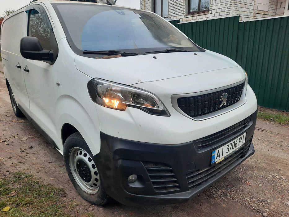 Продам авто Pegout 2018
