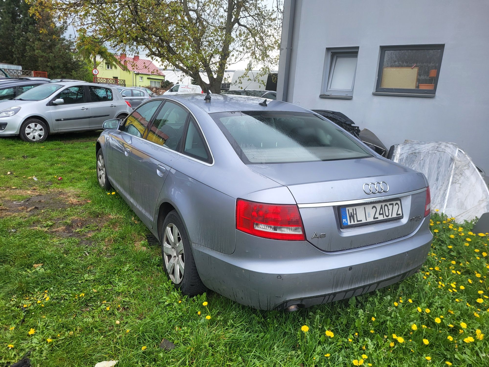 Sprzedam Audi A6C6 3.0 Quattro na części