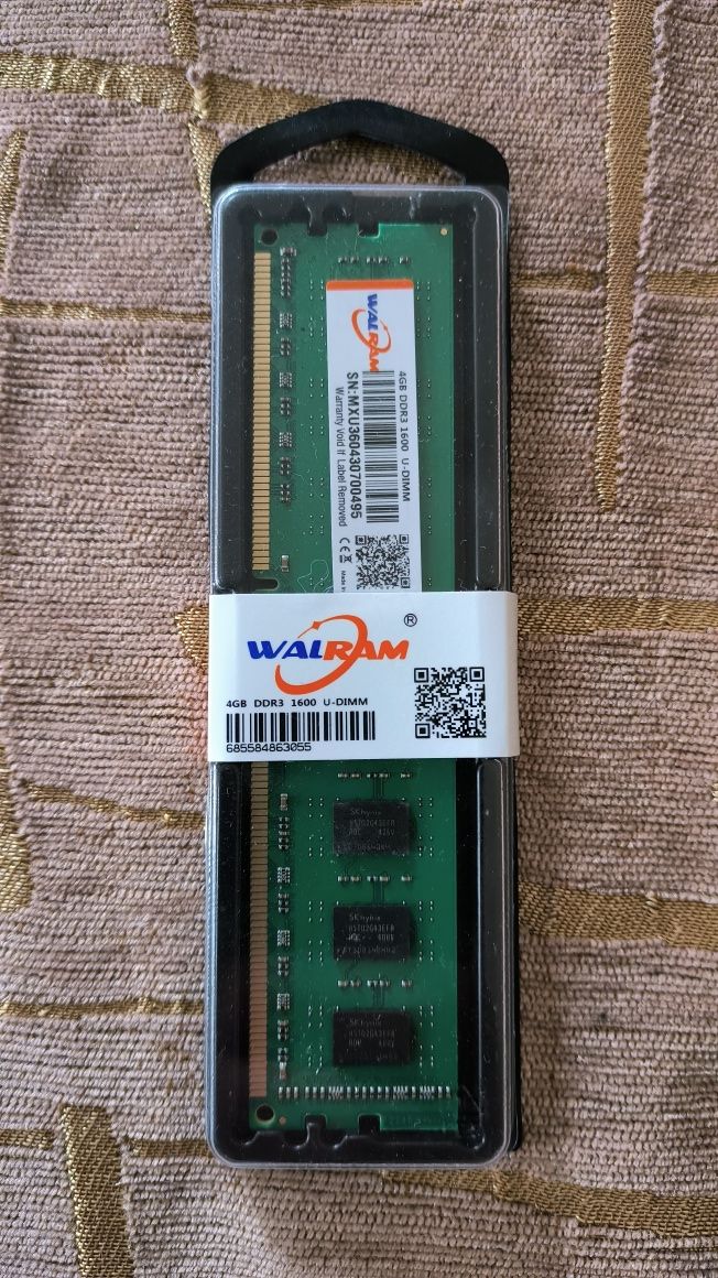 Продам недорого оперативну пам'ять DDR3 1600 4 гб