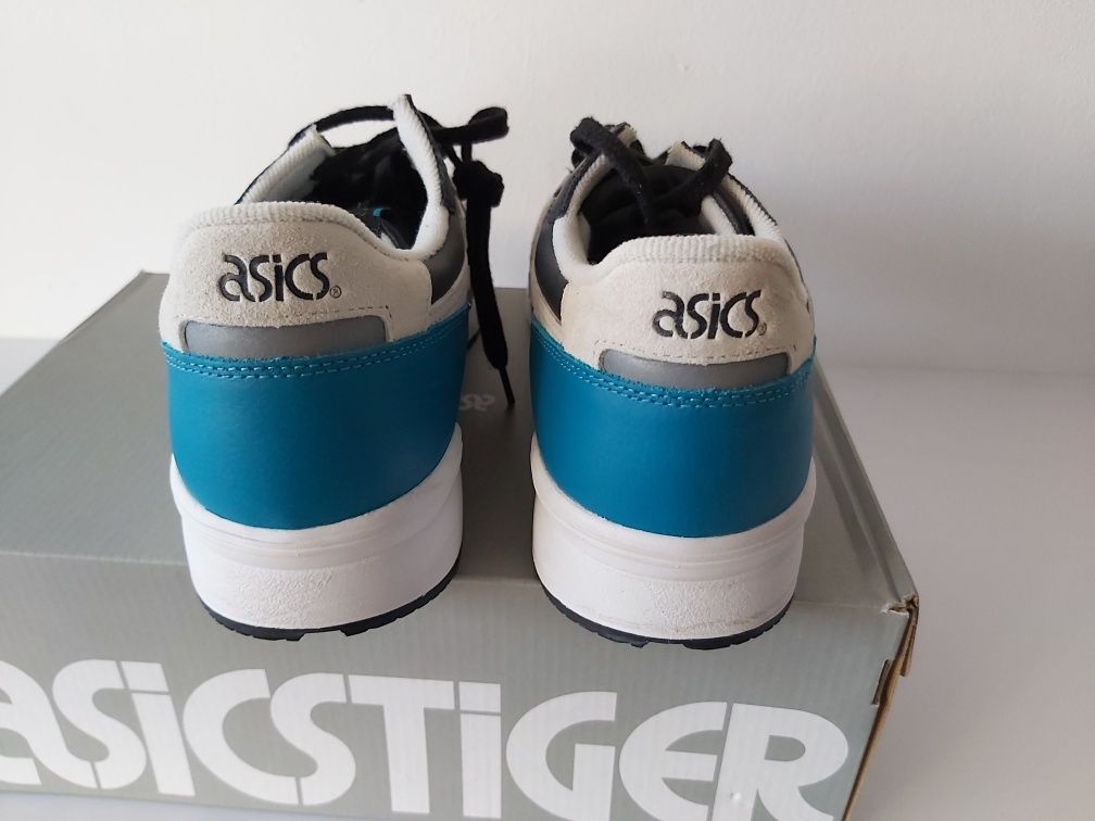 Sportowe buty ASICS 44 sneakersy Nowe