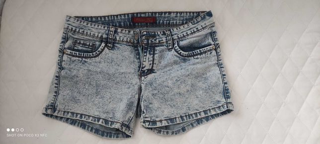 Krótkie spodenki, szorty jeansowe, marmurkowe, jasne, rozmiar S/M