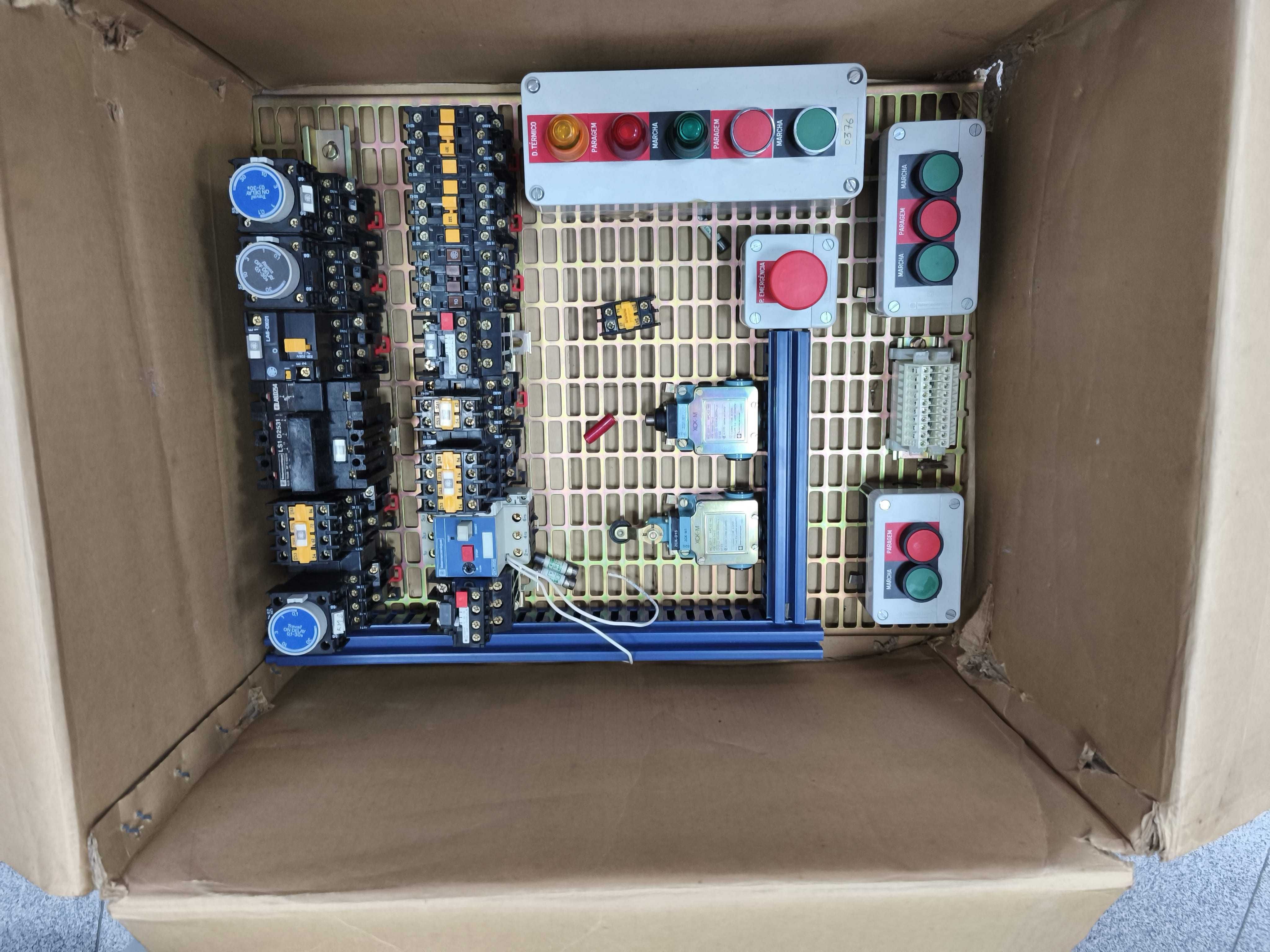 Bancada de Teste Elétrico / Rack de testes