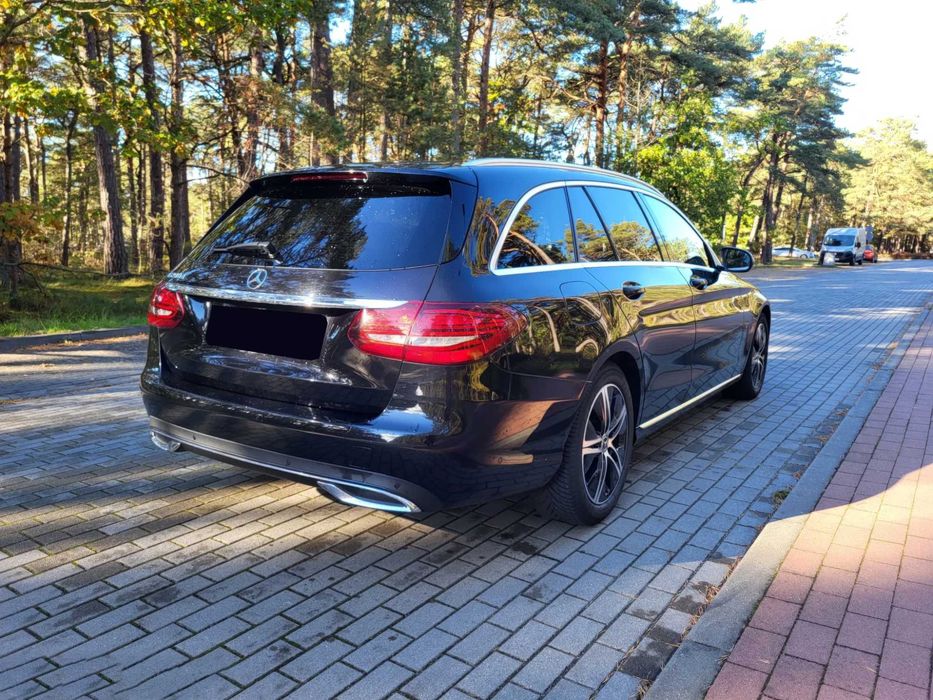 Mercedes-Benz C-Class C 300      2019