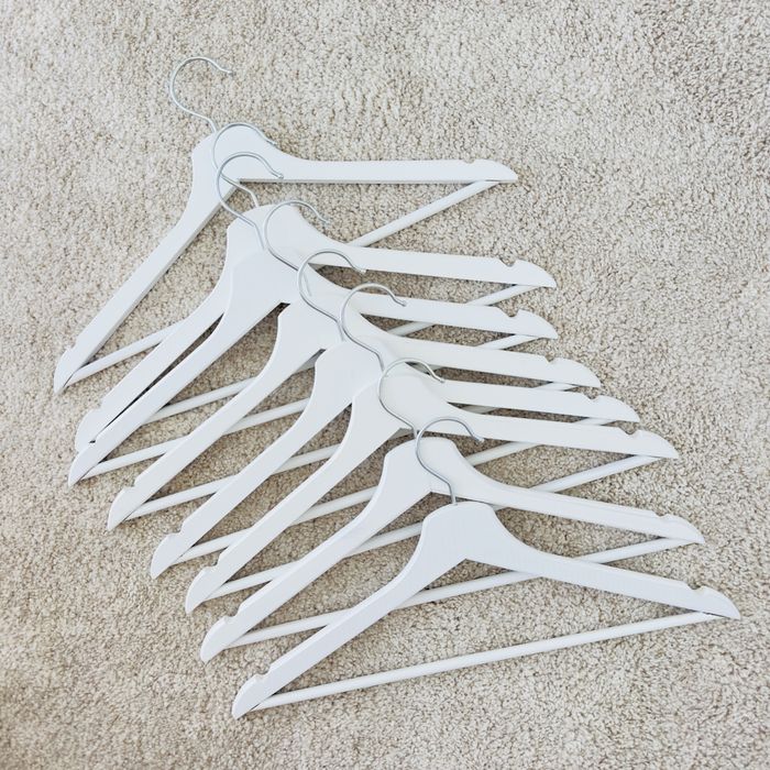 Conjunto de 8 cabides brancos