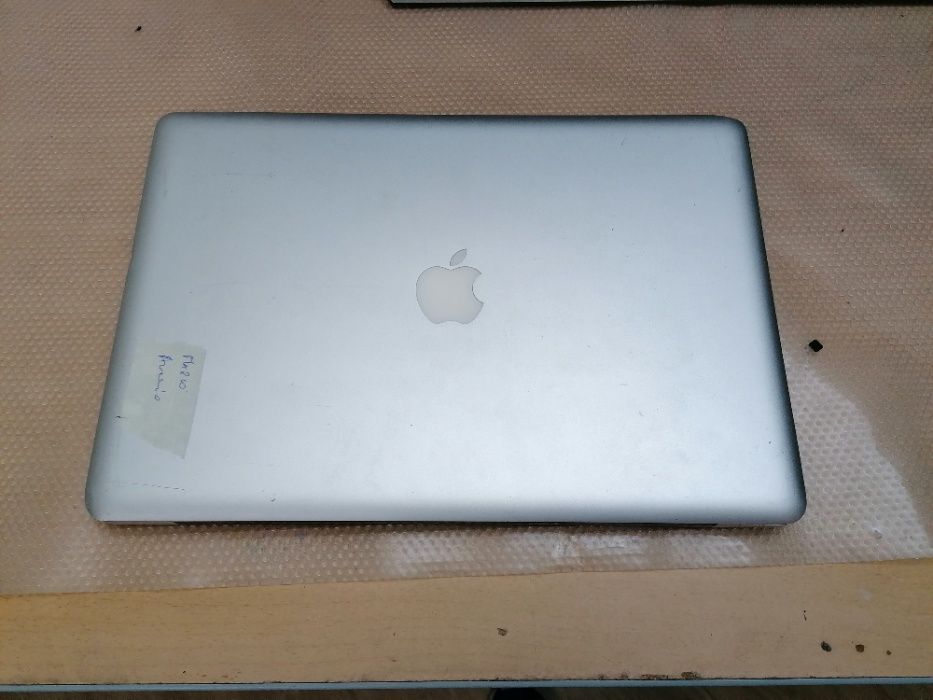 MacBook A1286 / MID-2009 15" / Selling Parts or Complete Unit / Damaged64551136729859121