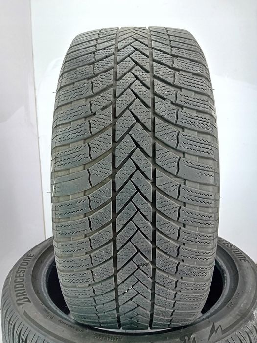 2x 245/45R18 opony zimowe Bridgestone Blizzak LM005 2022r (86884)