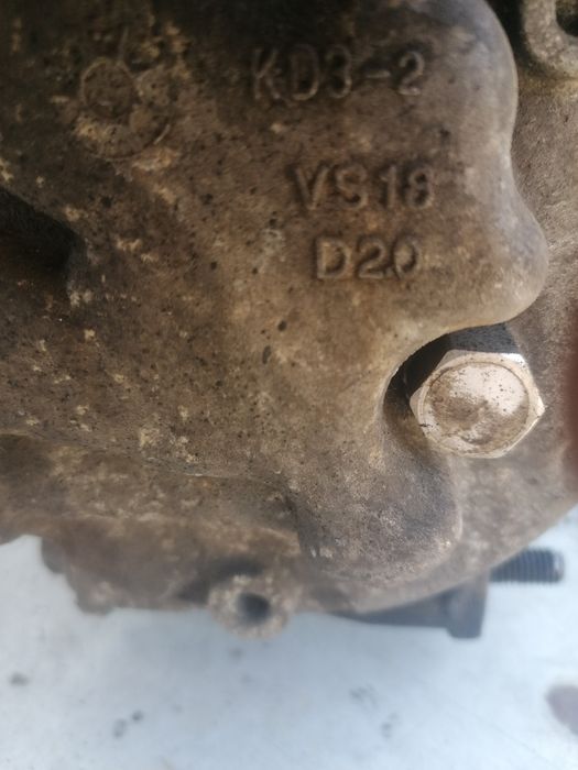 Компресор кондиціонера Hyundai Santa FE 2.2crdi 2006-2012 VS1