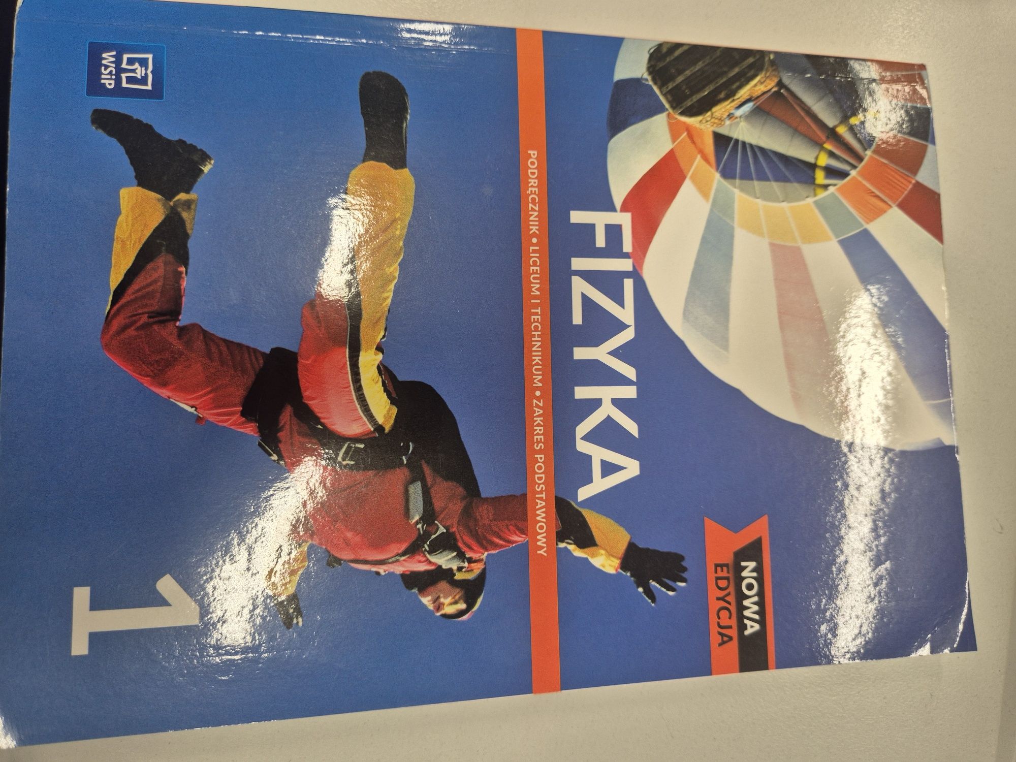 Fizyka 1 wsip  2019/2022