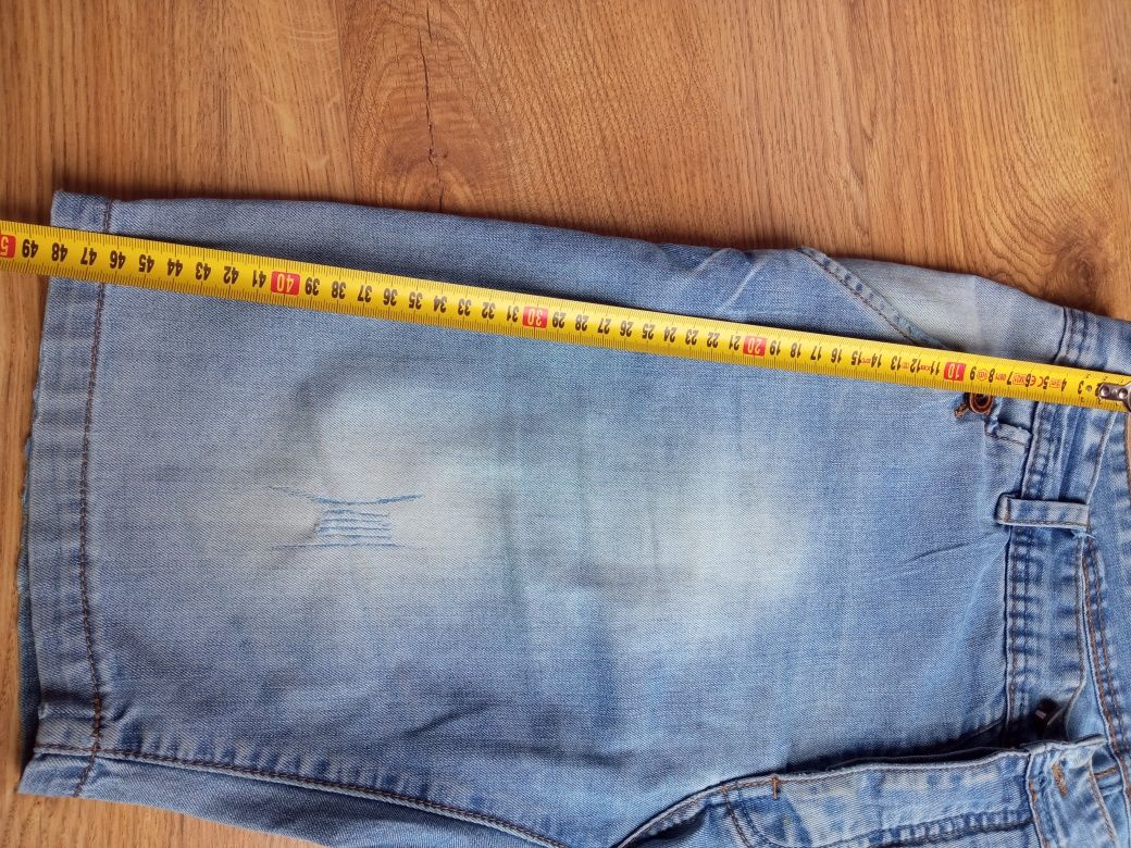 Krótkie jeansowe spodenki męskie hause W30