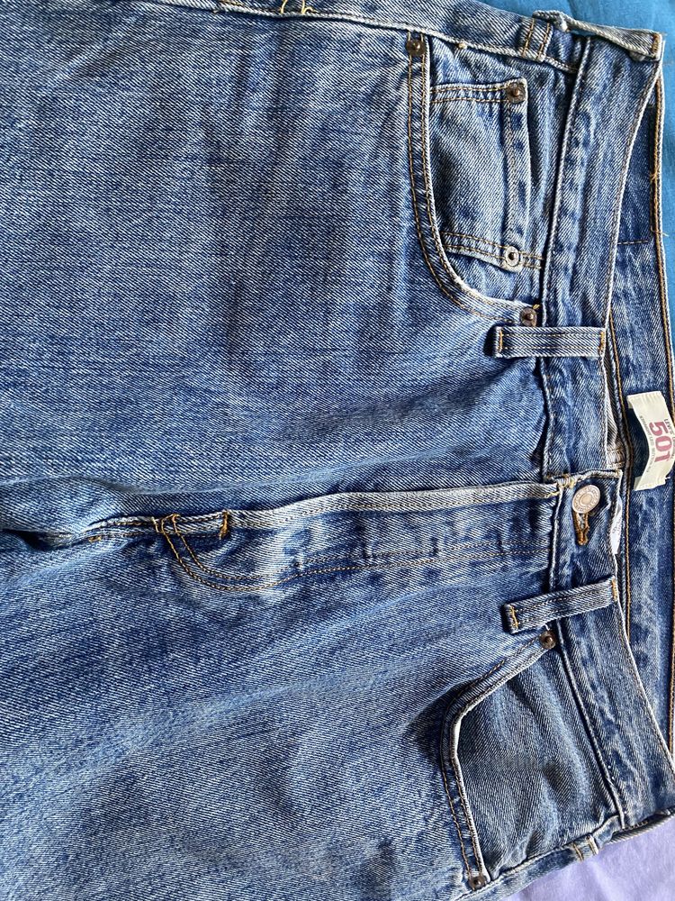 Levis 501 w34 L32