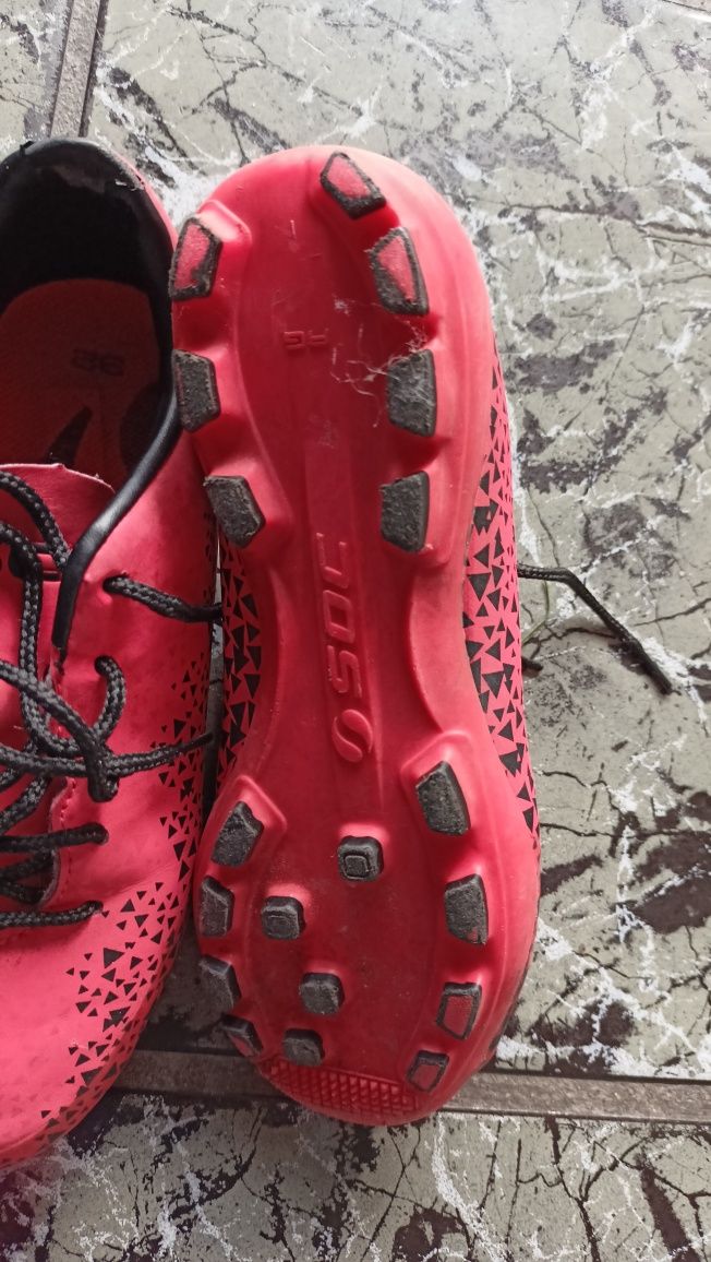 Buty korki chłopięce dł 19,5 cm