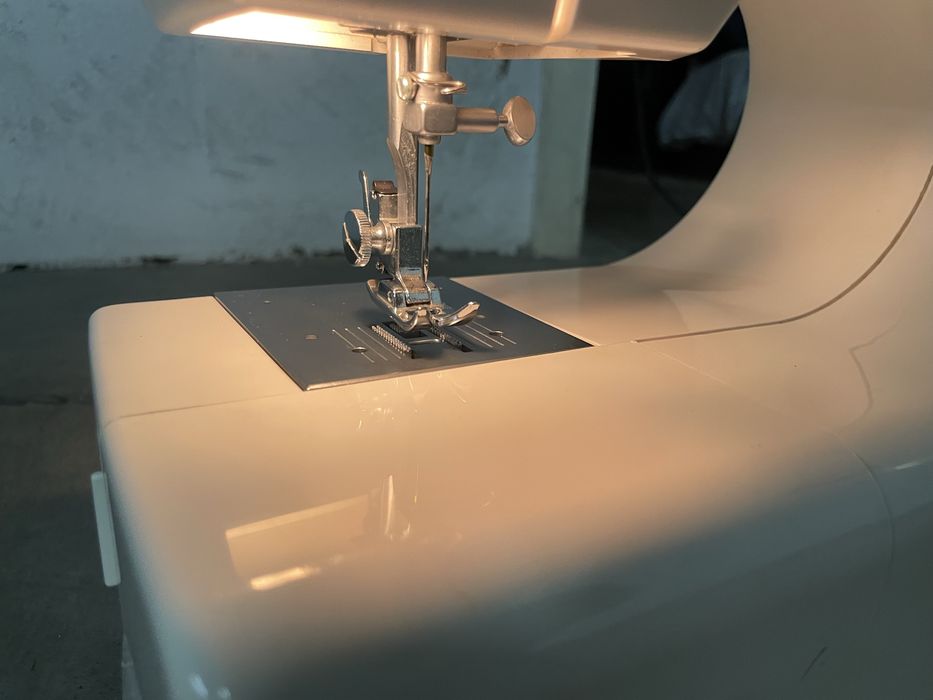 Máquina costura SINGER