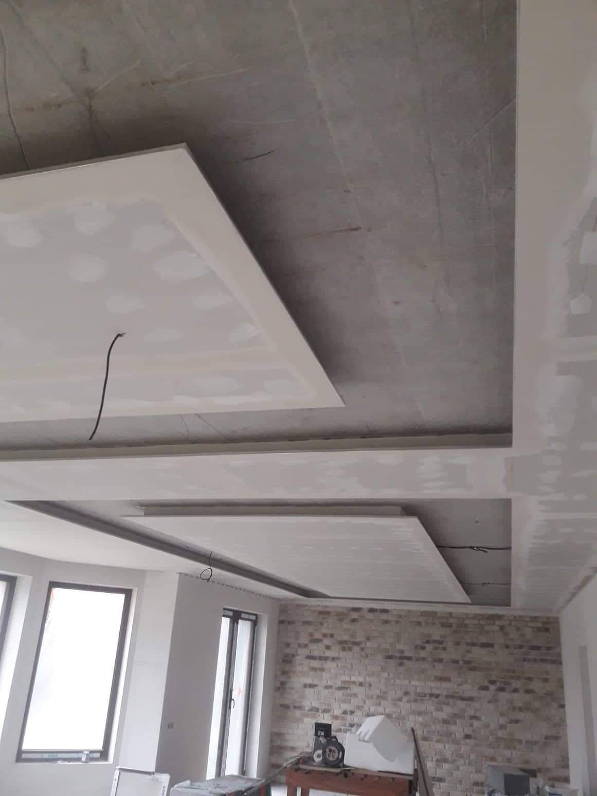 Malowanie Adaptacja poddasza ,Wykonanie konstrukcji pod piane pur