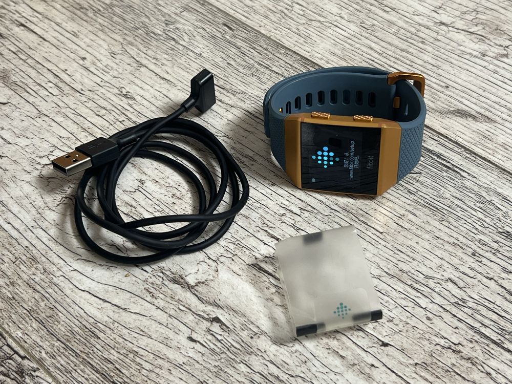 Смарт-годинник LG FITBIT FB503,з Німеччини