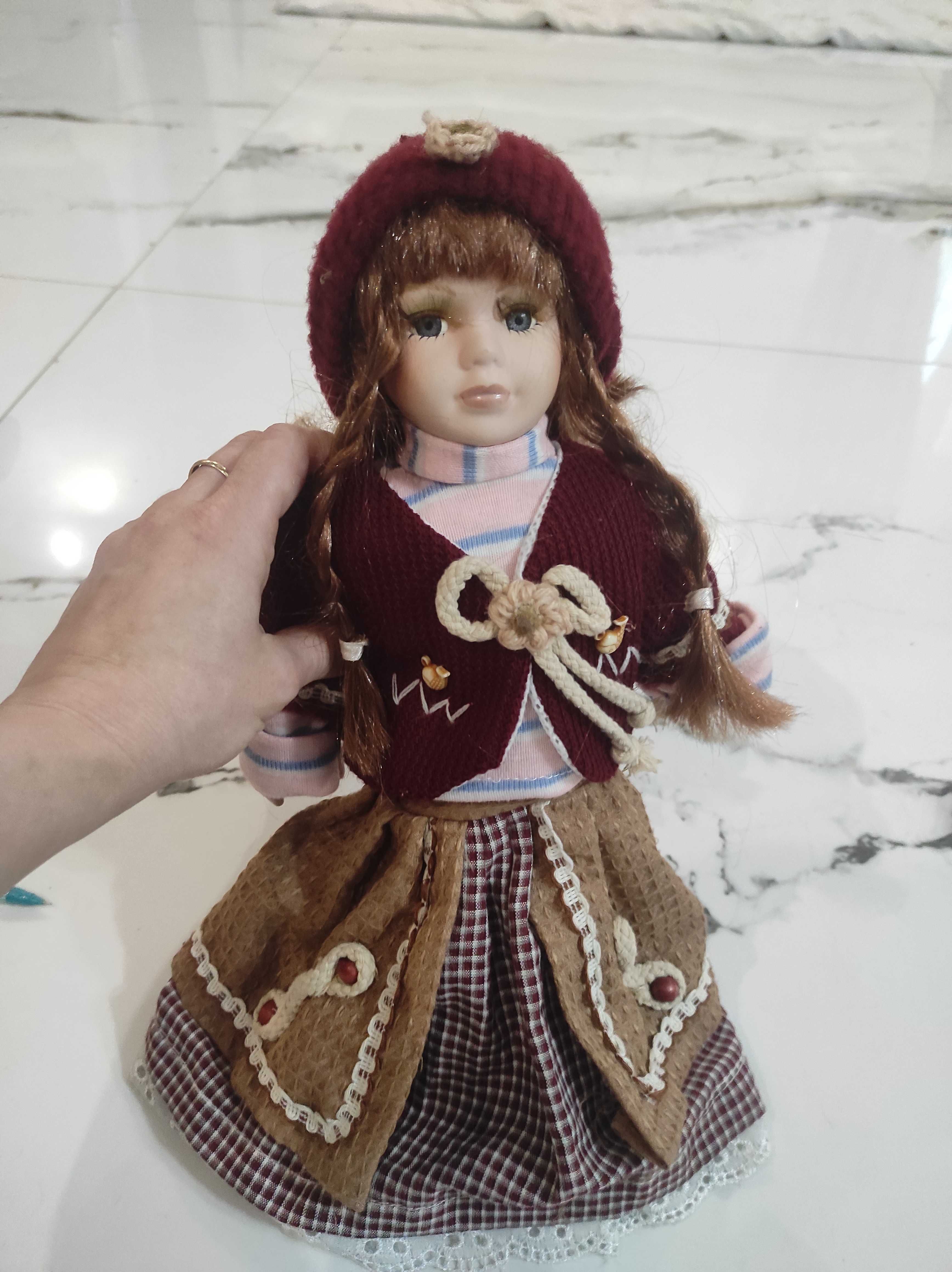 Керамічна лялька 40 см