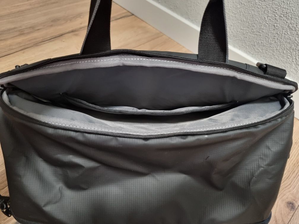 Torba American Tourister z funkcją plecaka do samolotu Ryanair