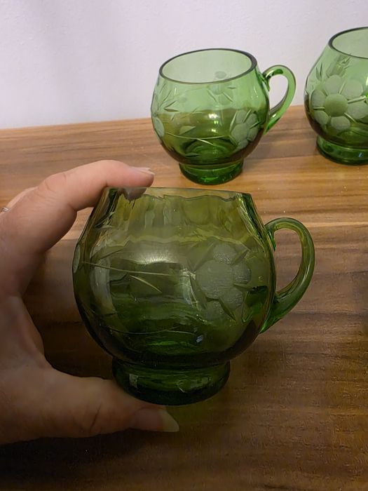 Zielone kryształowe filiżanki 6 szt