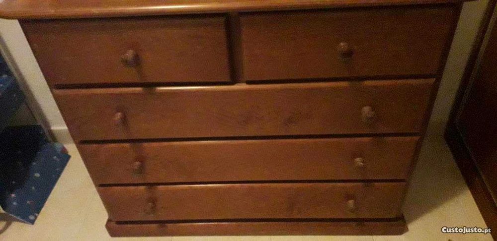 Mobília de quarto Cama de casal + estrado madeira