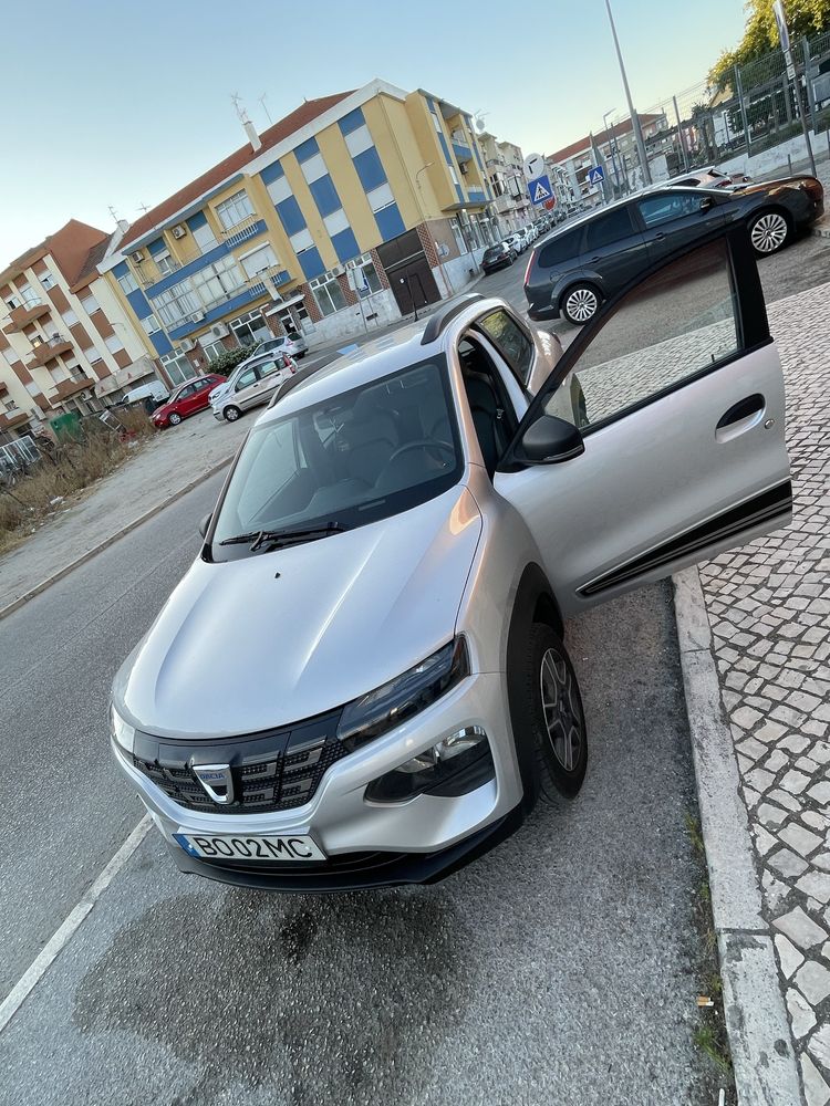 Dacia spring 100% eletrico