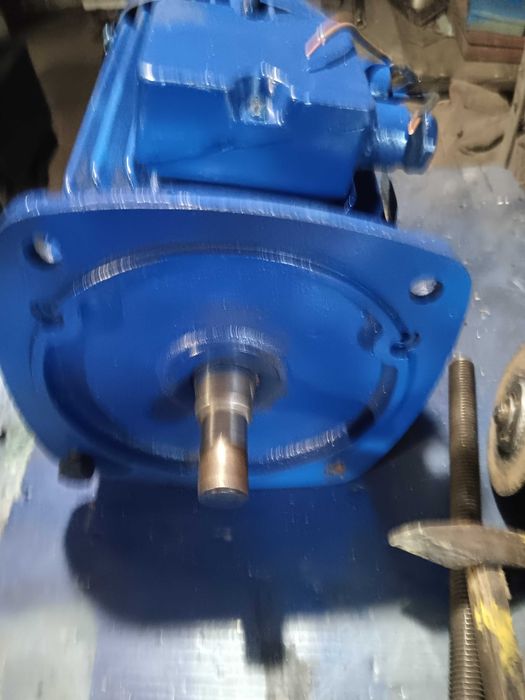 Silnik indukcyjny 5kw.