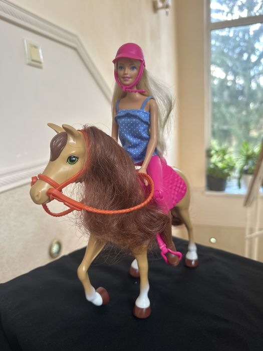 Mattel Barbie Барбі Ковбойка, кінь