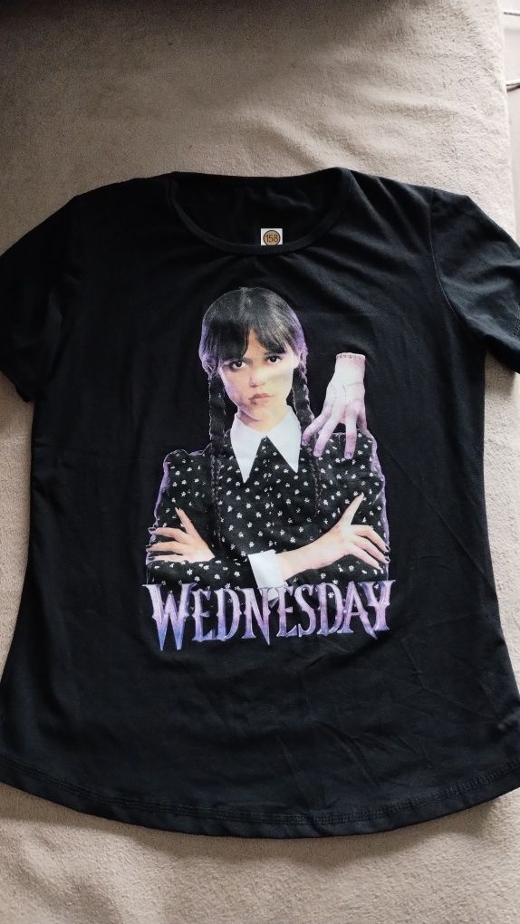 Nowy t-shirt koszulka Wednesday r.158