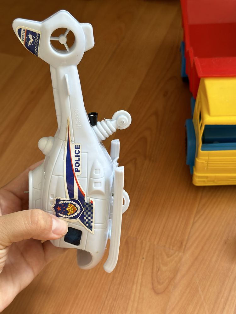 Детские игрушки машинки грузовик, самосвал вертолет