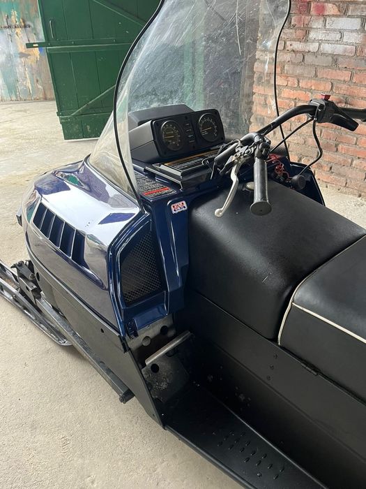 Снігохід Поларіс..ціна халява