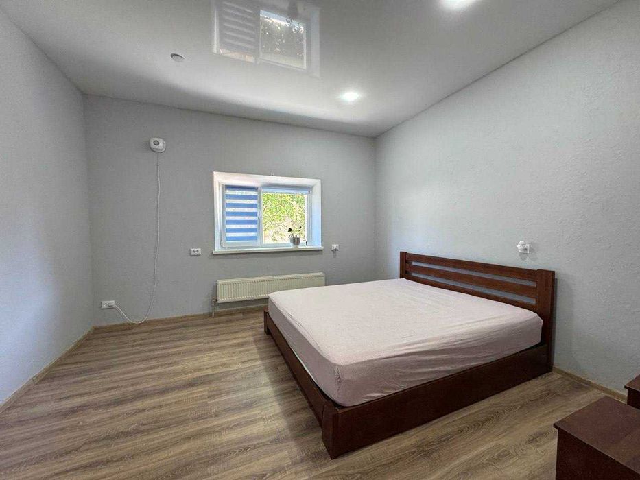 Продам Дом ул. Данила Заболотного . Левый берег.