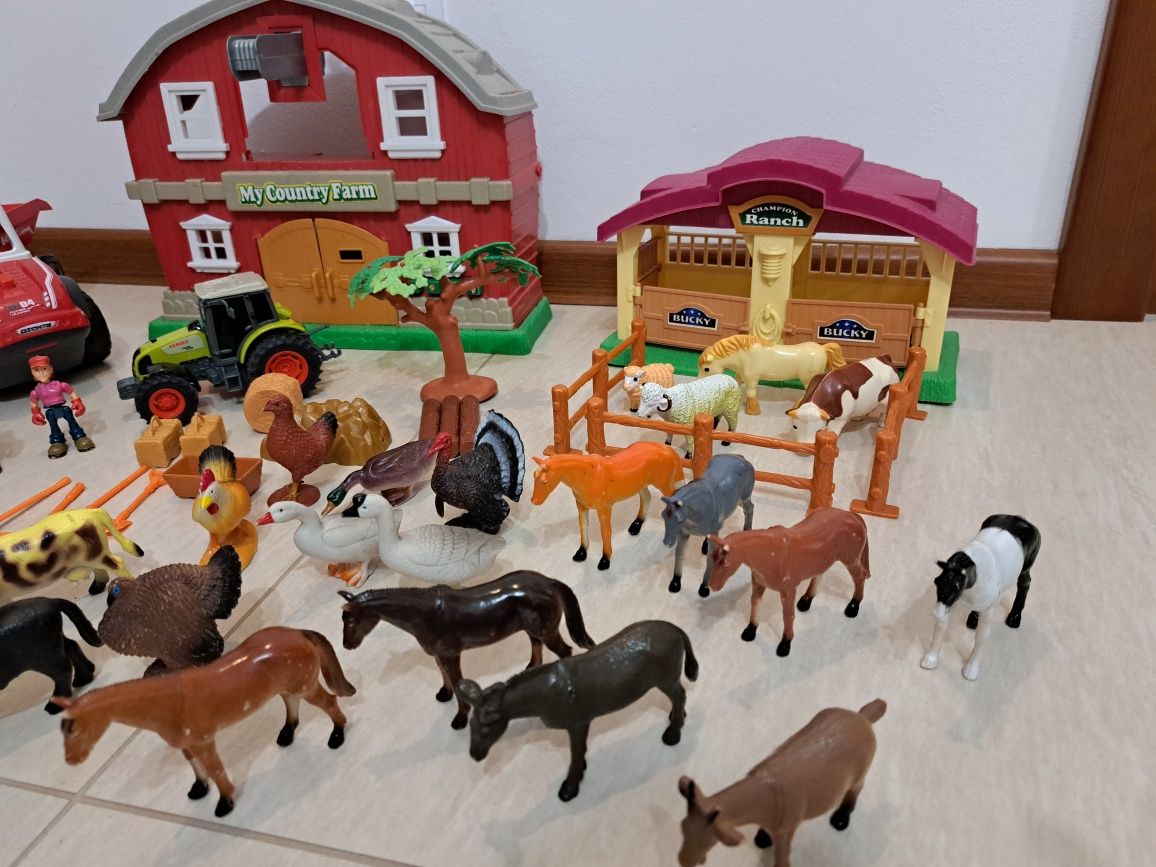 Duża farma gospodarstwo zestaw, figurki zwierząt, ciągniki, budynki