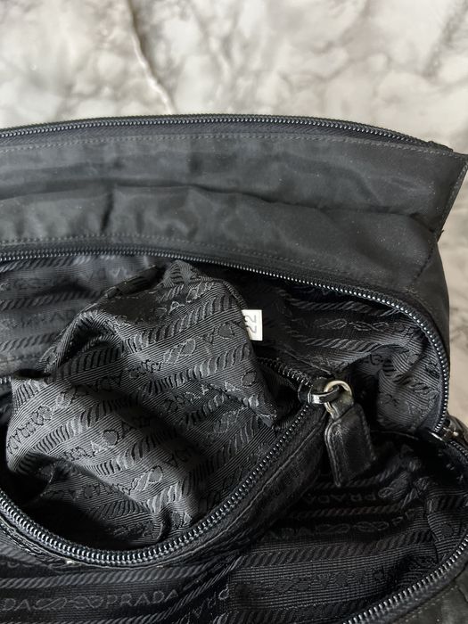 Сумка сумочка нейлон и кожа Prada оригинал