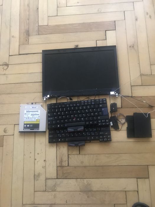 Продам дисплей lenovo thingpad t520