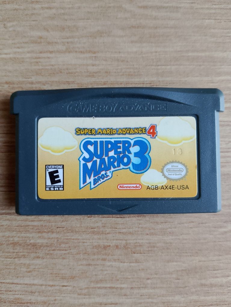 Gra na game boy advance Super Mario Bros 3.  usa