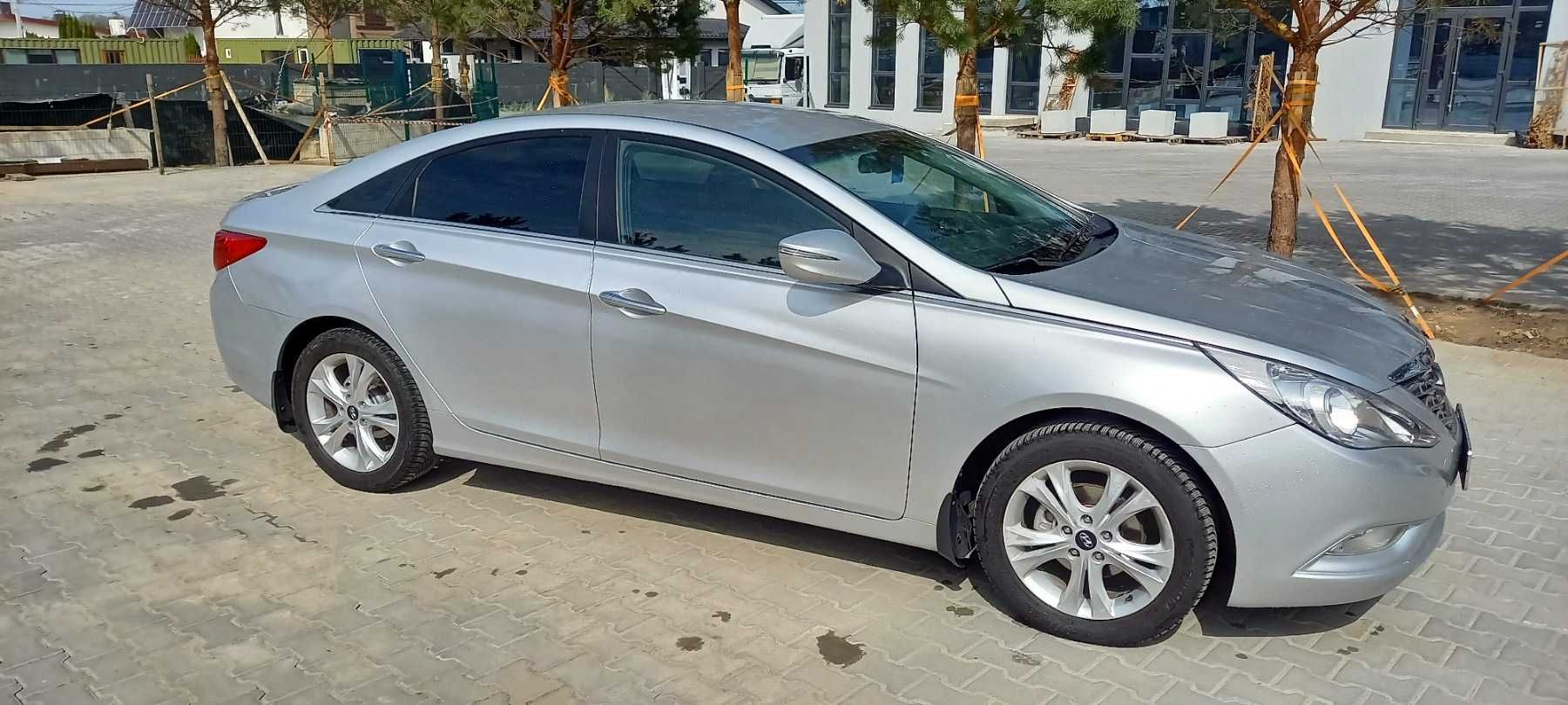 Hyundai Sonata 2011 YF. Бензин 2.0. Офіційна.