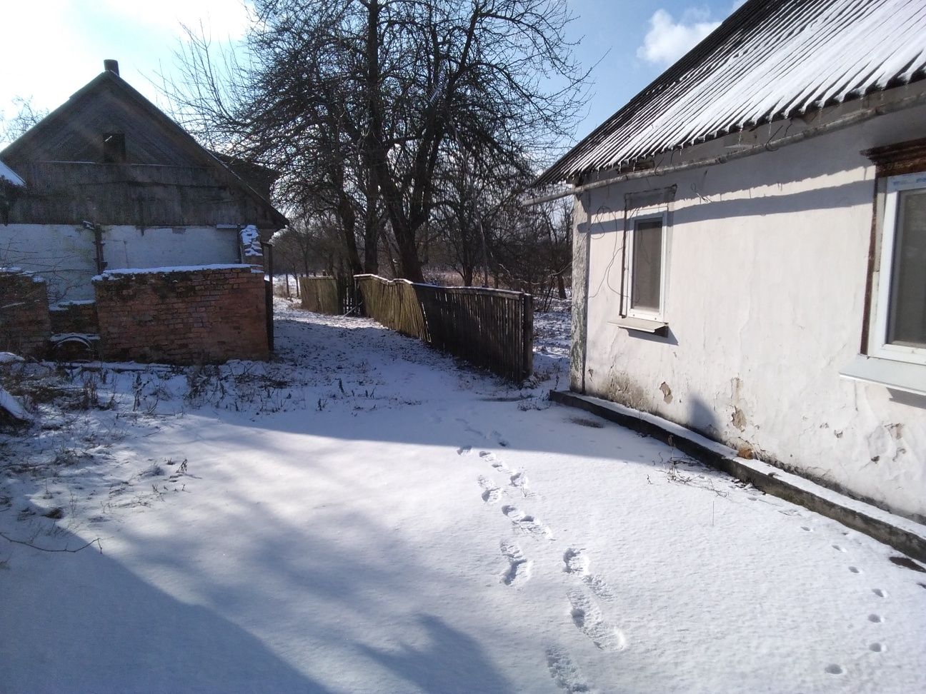 Здам в ореду будынок. Житомирская обл Черняховский район Село Высокое.