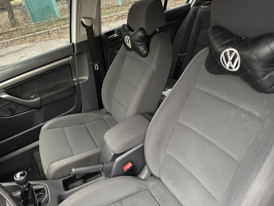 Volkswagen Golf 5 1.6