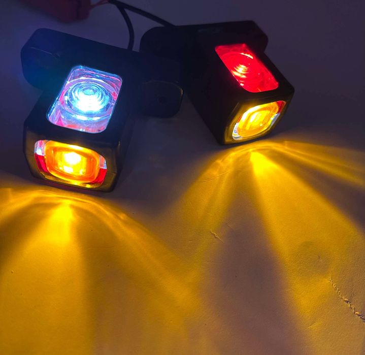 Lampy obrysowe boczne led do przyczep 12-24V 8cm 3 kolory swiatla