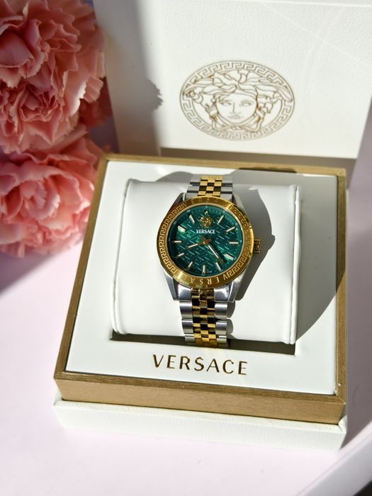 Жіночий годинник Versace