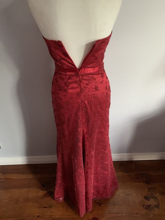 Suknia wieczorowa DE FACTO r. XS/S, długa, czerwona, sukienka, wesele